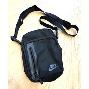 Nike Black Crossbody Bag Sportswear Hiking Gorpcore Athletic Gym Travel Use ONCE